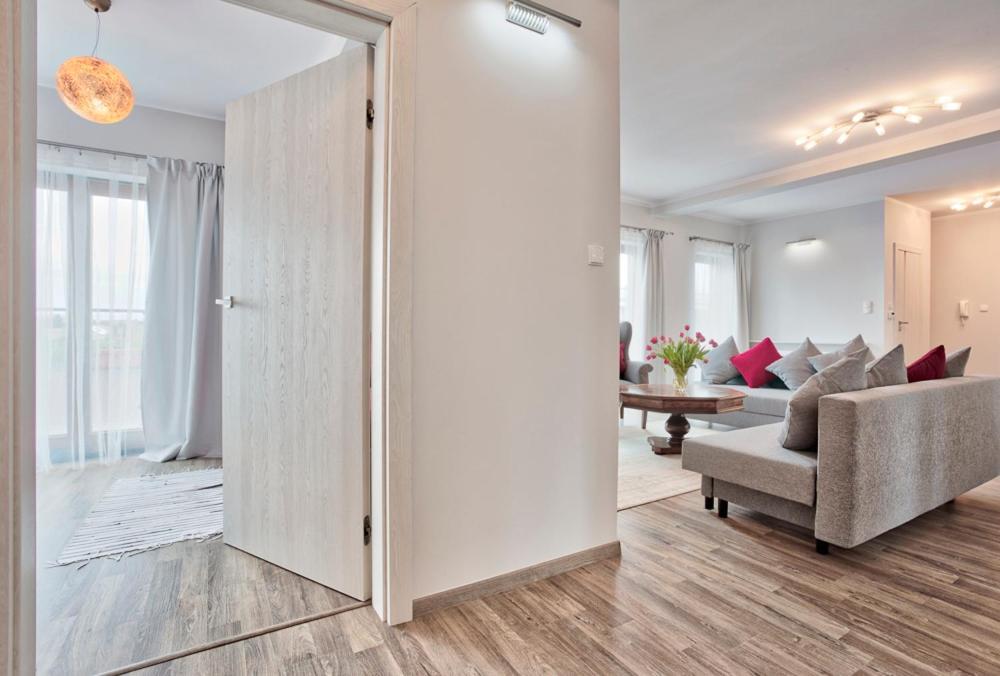 Family Apartment By Tyzenhauz Краков Экстерьер фото